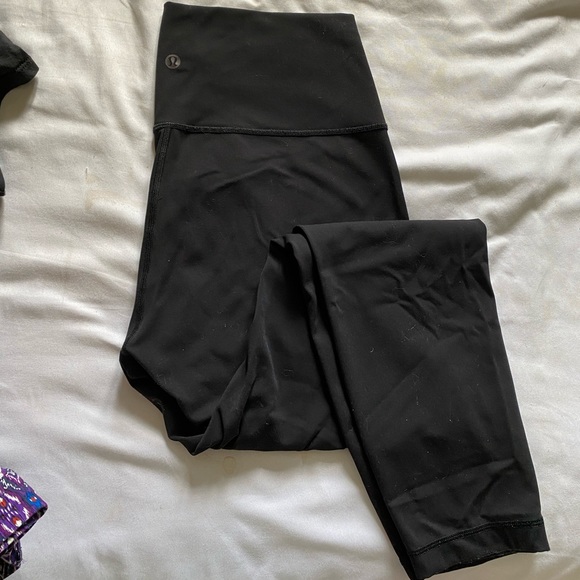 Lululmone black 7/8 leggings - Picture 1 of 5